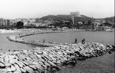 Que la platja actual de Sant Feliu es va inventar fa cinquanta anys?